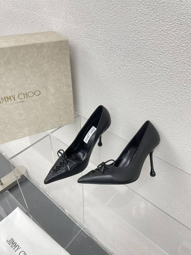 Jc单鞋 Jimmychoo墨尔本 高跟单鞋 黑色 Collins Store Jimmy Choo 2024 Logo系列是太火了，最近好多宝宝来到colli